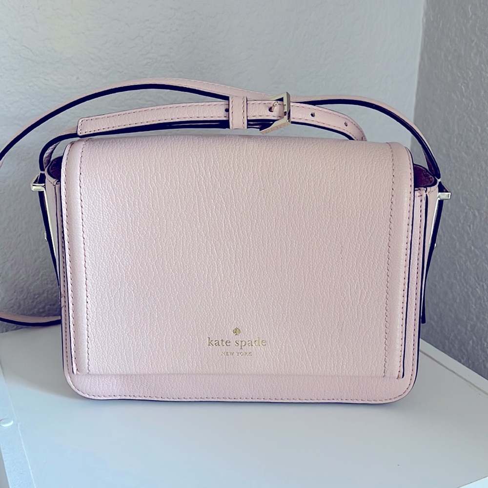 Bailey Street Vikki Leather Crossbody Bag